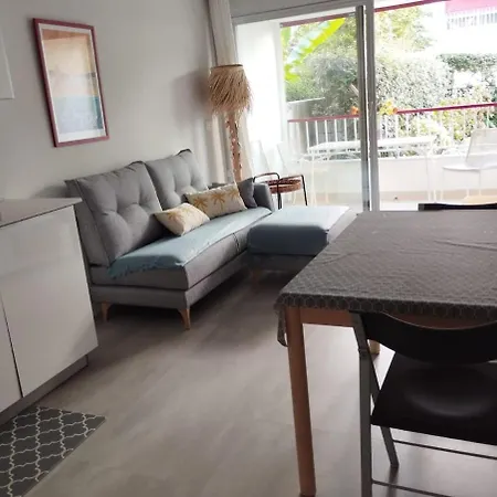 St Jean De Luz Centre Coquet T2 Plage, Thalasso, A Pied *